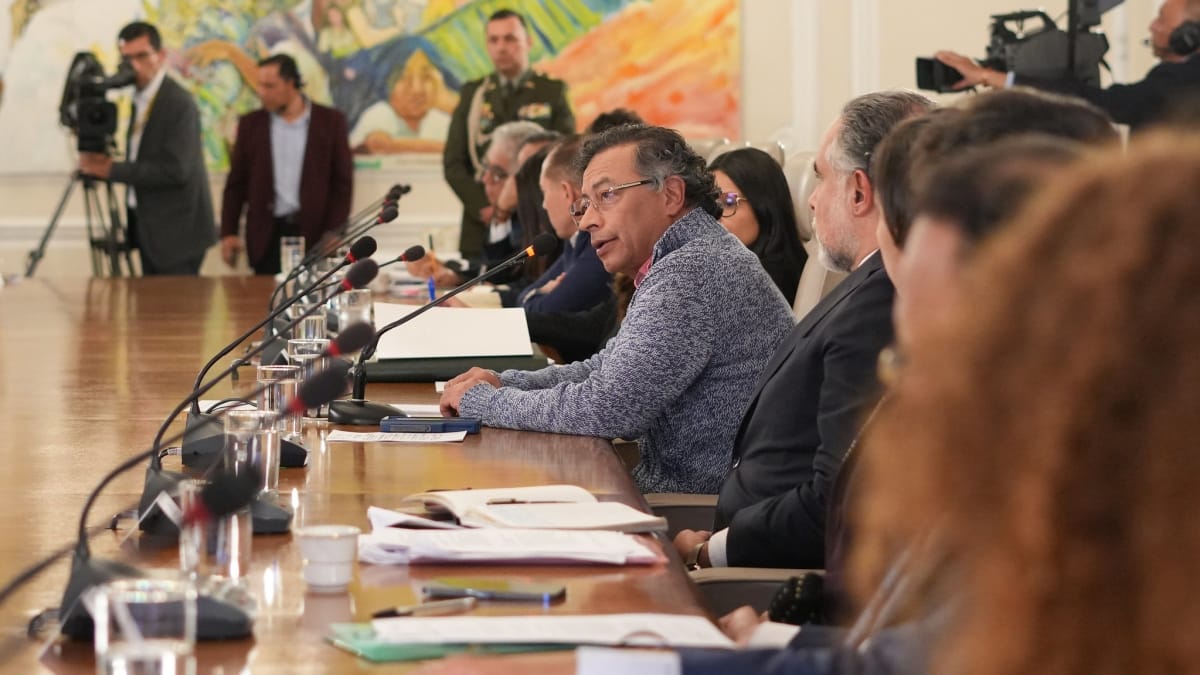 Intentaron frenar la transmisión de los consejos de ministros, pero el Tribunal la avaló