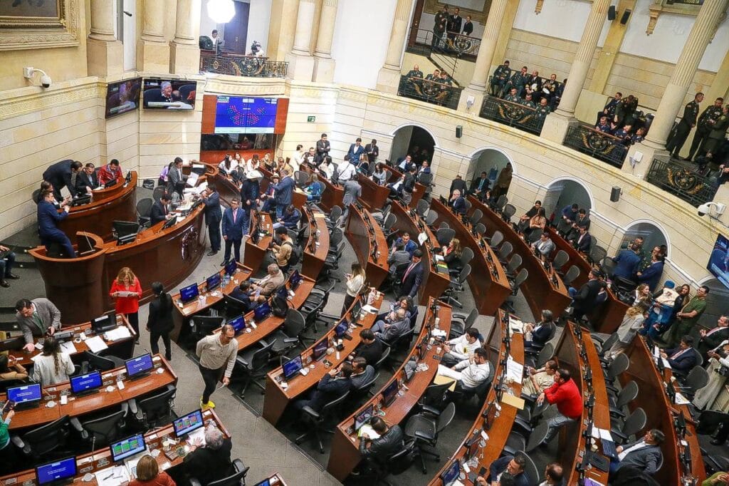 senado de la republica de colombia Salario de congresistas en Colombia