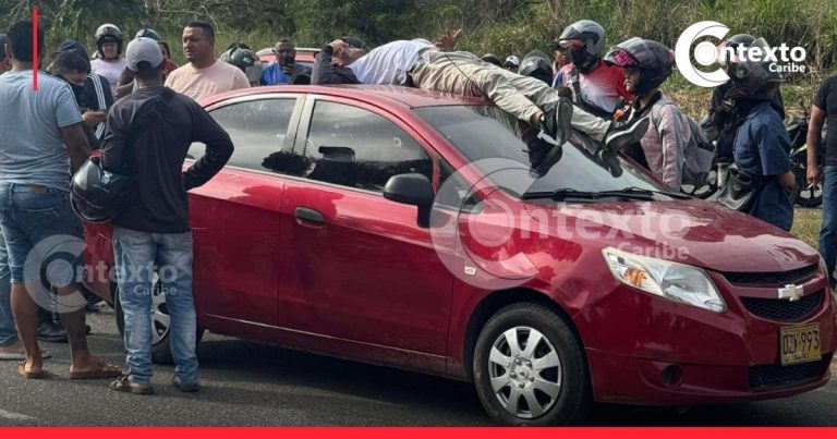 Motociclista terminó sobre el techo de un carro al sufrir un accidente en vía Sincelejo–Corozal