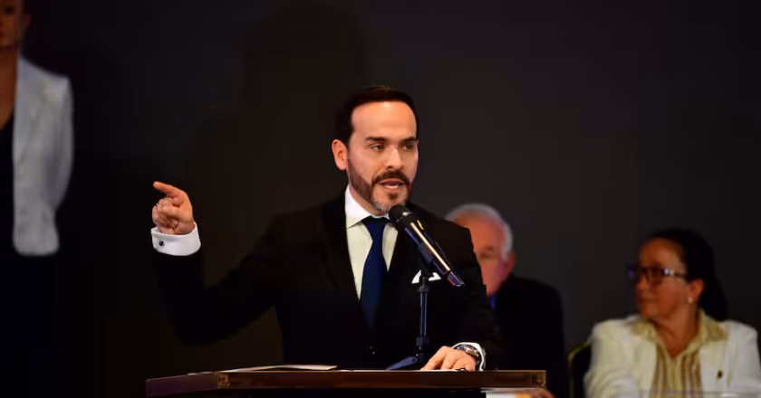 Abelardo de la Espriella anunció el equipo de empalme para el sector cultural