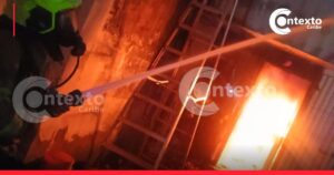 Incendio en Sincelejo durante la emergencia registrada en una bodega del centro de la ciudad.