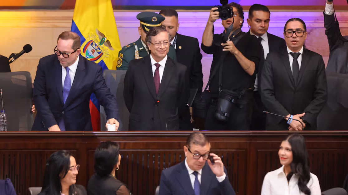 Pacto Histórico anuncia respaldo a Honorio Henríquez, del Centro Democrático para la Presidencia del Senado